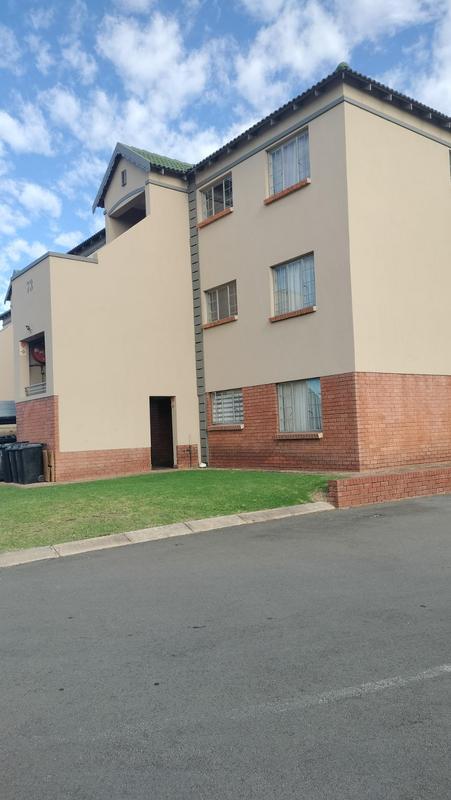 2 Bedroom Property for Sale in Terenure Gauteng