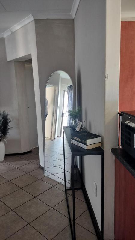 2 Bedroom Property for Sale in Terenure Gauteng