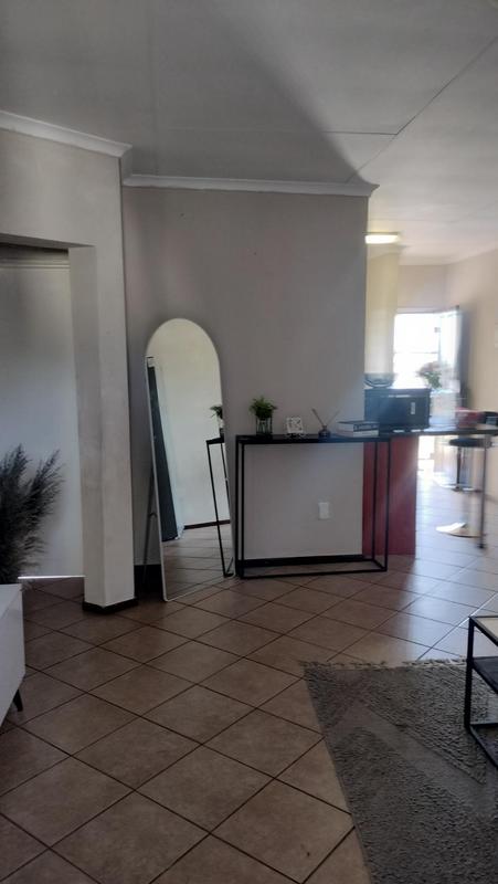 2 Bedroom Property for Sale in Terenure Gauteng
