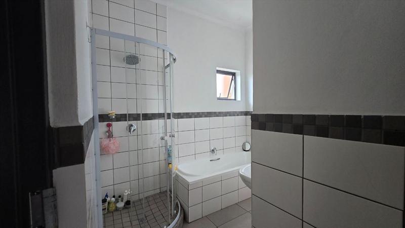 3 Bedroom Property for Sale in Parkdene Gauteng