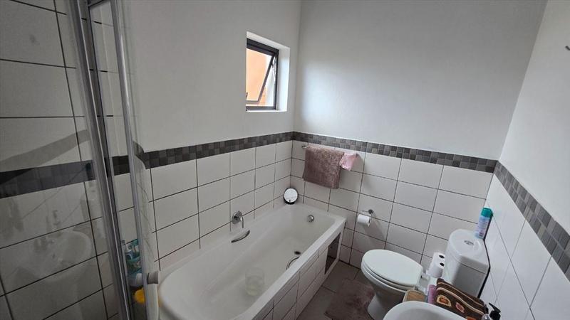 3 Bedroom Property for Sale in Parkdene Gauteng