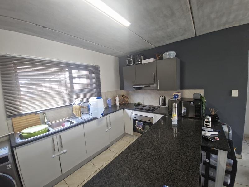 2 Bedroom Property for Sale in Jansenpark Gauteng