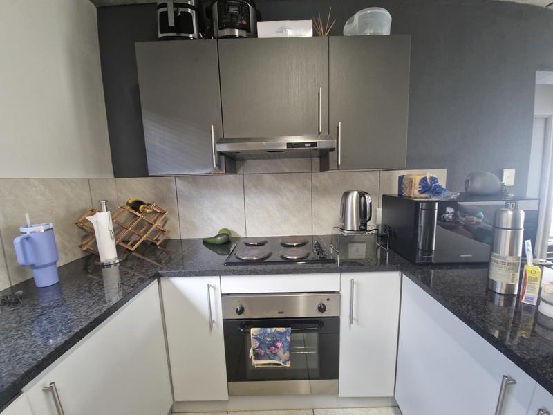 2 Bedroom Property for Sale in Jansenpark Gauteng