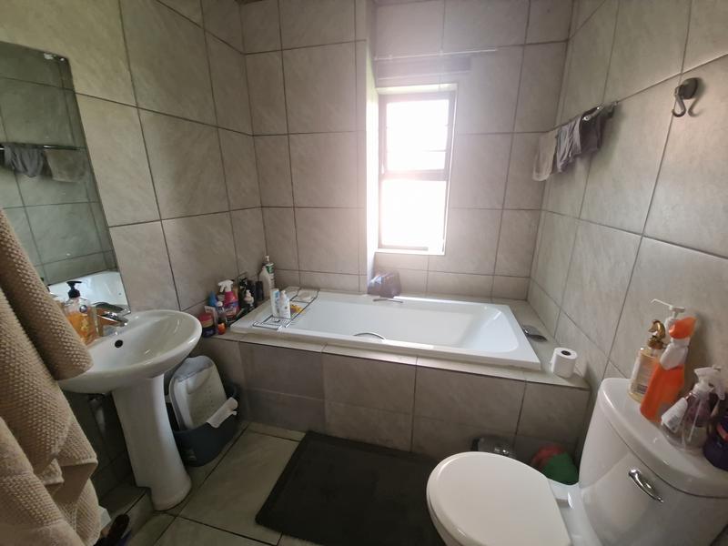 2 Bedroom Property for Sale in Jansenpark Gauteng