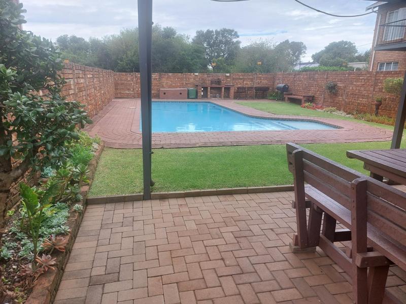To Let 2 Bedroom Property for Rent in Hennopspark Gauteng