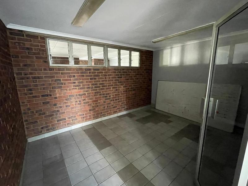 To Let Commercial Property for Rent in Rooihuiskraal Gauteng