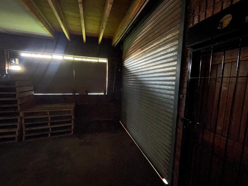To Let Commercial Property for Rent in Rooihuiskraal Gauteng