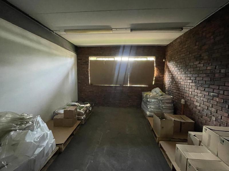 To Let Commercial Property for Rent in Rooihuiskraal Gauteng