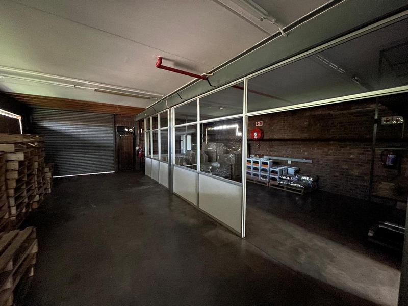 To Let Commercial Property for Rent in Rooihuiskraal Gauteng