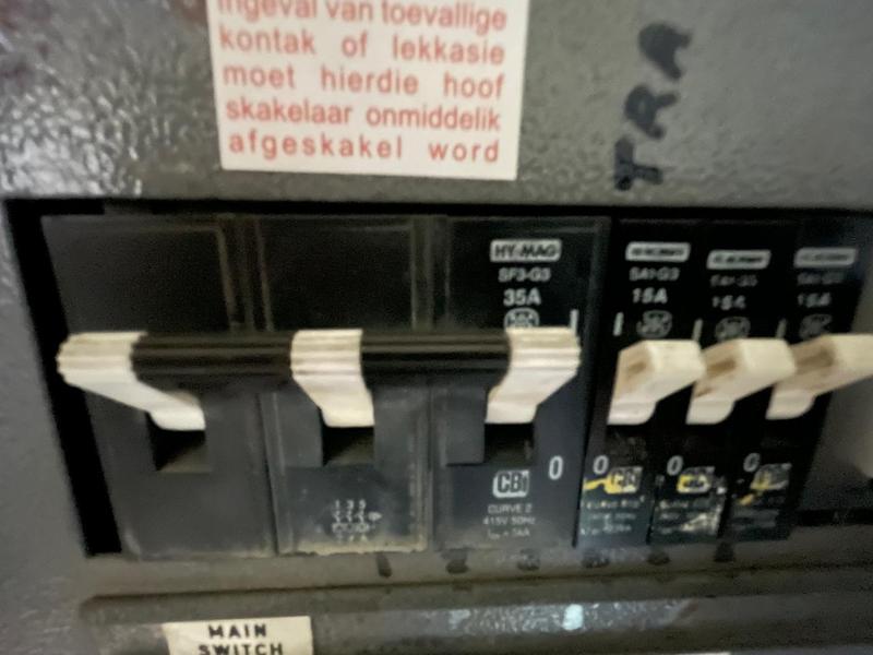 To Let Commercial Property for Rent in Rooihuiskraal Gauteng