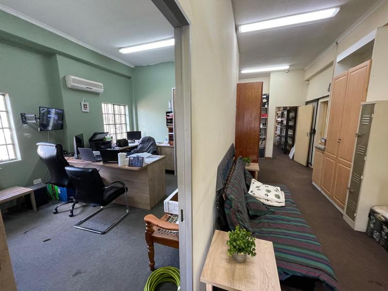 To Let Commercial Property for Rent in Rooihuiskraal Gauteng