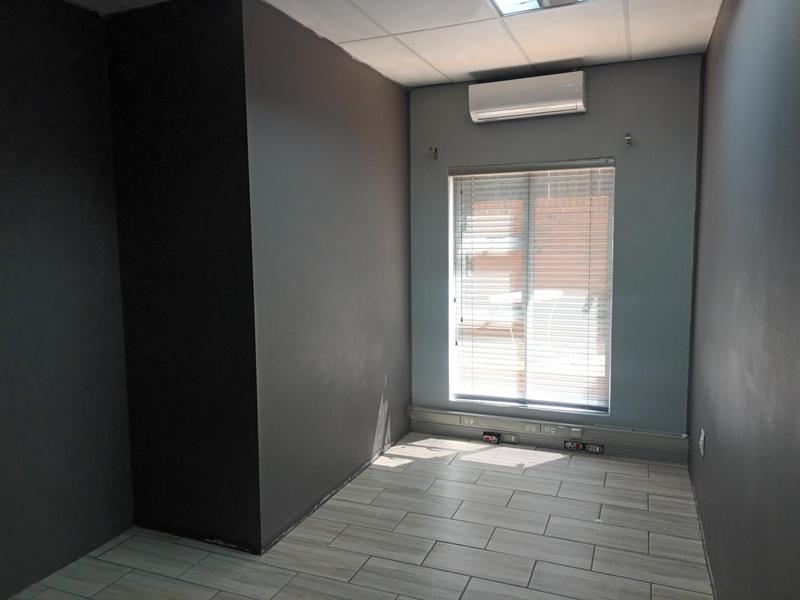 To Let Commercial Property for Rent in Route 21 Business Park Gauteng