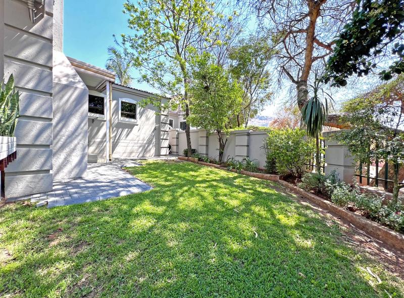 3 Bedroom Property for Sale in Featherbrooke Estate Gauteng