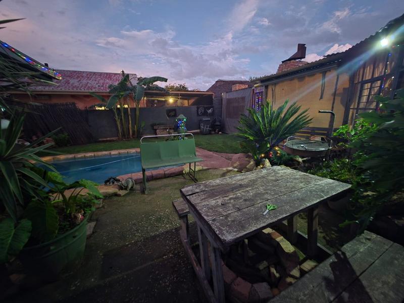 3 Bedroom Property for Sale in Randgate Gauteng