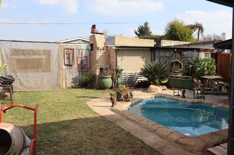 3 Bedroom Property for Sale in Randgate Gauteng