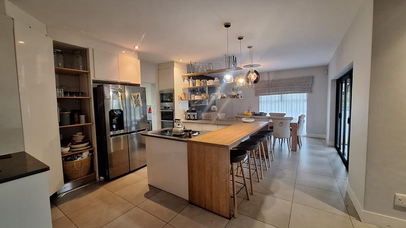 To Let 3 Bedroom Property for Rent in Midstream Estate Gauteng