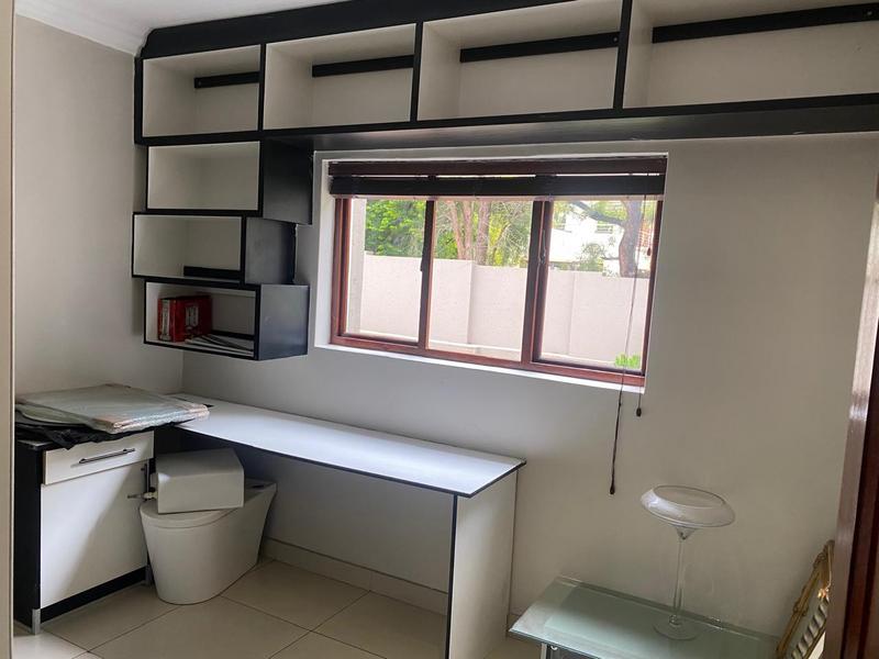 6 Bedroom Property for Sale in Midstream Estate Gauteng