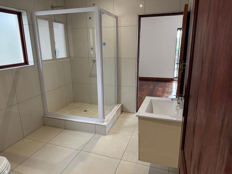 6 Bedroom Property for Sale in Midstream Estate Gauteng