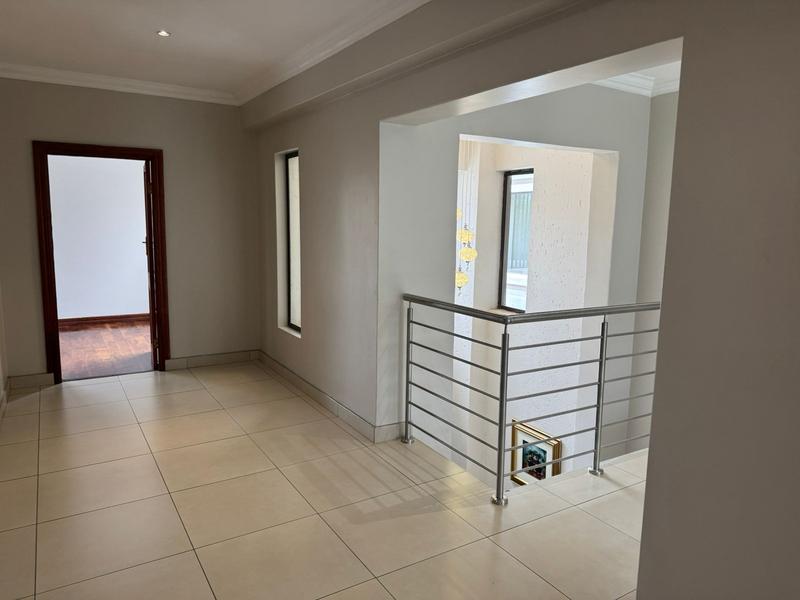 6 Bedroom Property for Sale in Midstream Estate Gauteng