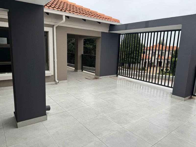 6 Bedroom Property for Sale in Midstream Estate Gauteng