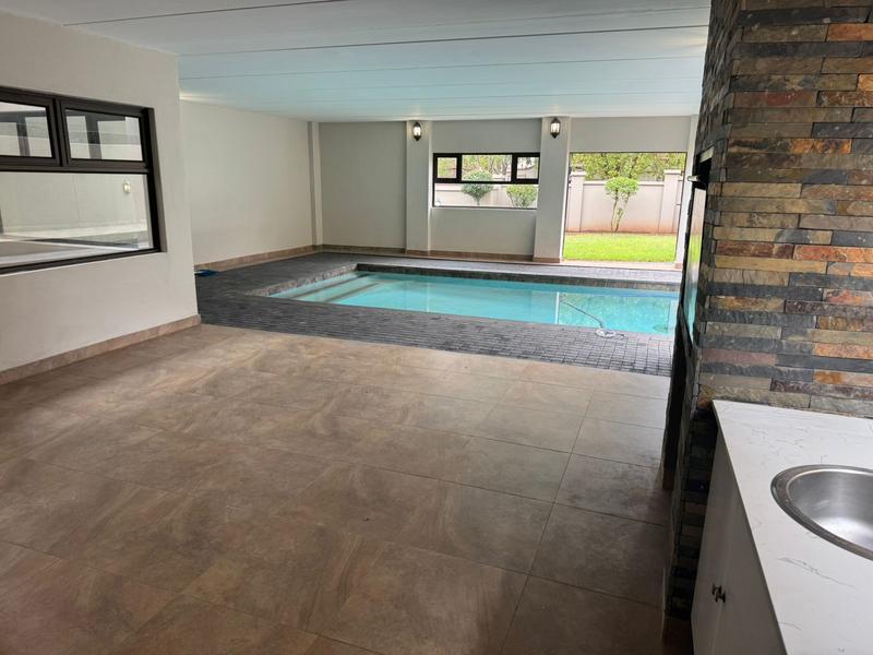 6 Bedroom Property for Sale in Midstream Estate Gauteng