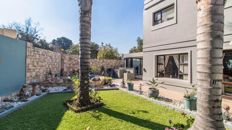 3 Bedroom Property for Sale in Bedfordview Gauteng