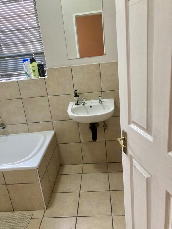 To Let 1 Bedroom Property for Rent in Fairmount Gauteng