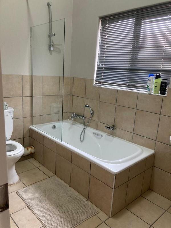 To Let 1 Bedroom Property for Rent in Fairmount Gauteng