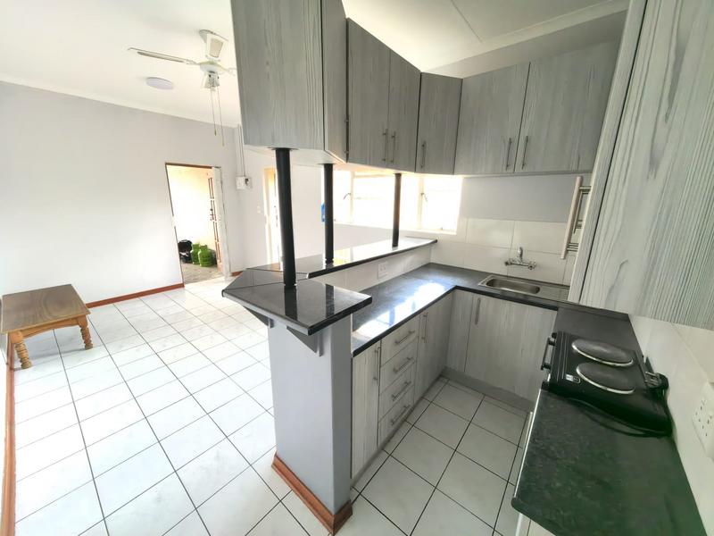 To Let 1 Bedroom Property for Rent in Edenvale Gauteng