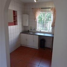 To Let 1 Bedroom Property for Rent in Observatory Gauteng