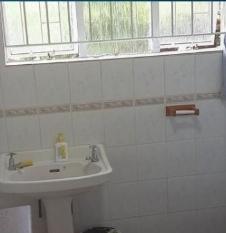 To Let 1 Bedroom Property for Rent in Observatory Gauteng