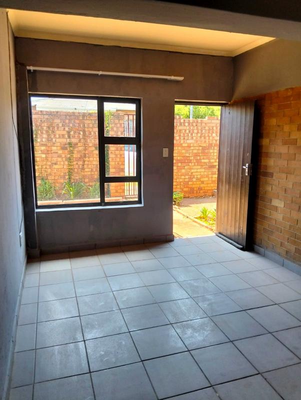 To Let 2 Bedroom Property for Rent in Newlands Gauteng