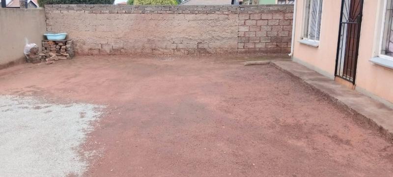2 Bedroom Property for Sale in Protea Glen Gauteng
