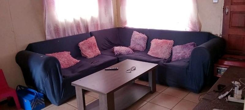 2 Bedroom Property for Sale in Protea Glen Gauteng