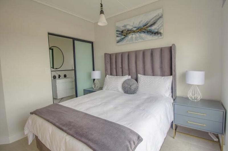2 Bedroom Property for Sale in Waterfall Gauteng