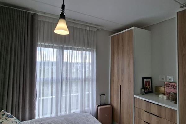 2 Bedroom Property for Sale in Waterfall Gauteng