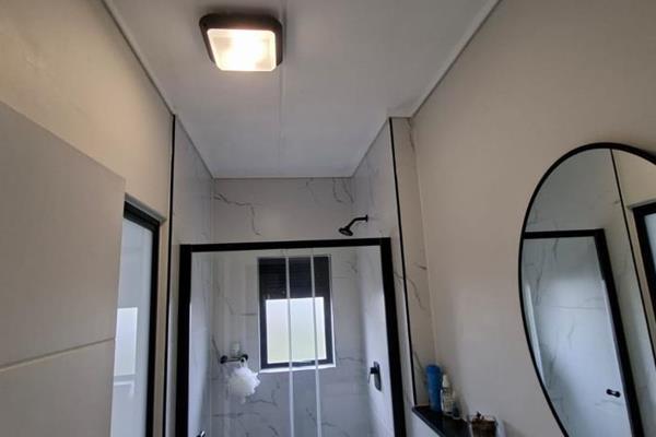 2 Bedroom Property for Sale in Waterfall Gauteng