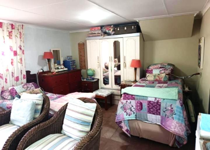 3 Bedroom Property for Sale in South Crest Gauteng