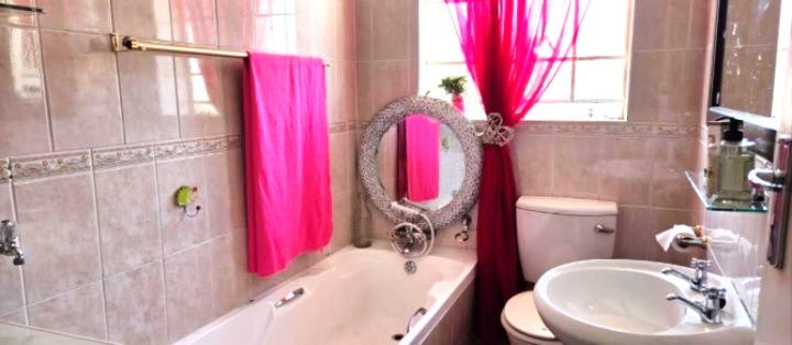 3 Bedroom Property for Sale in South Crest Gauteng