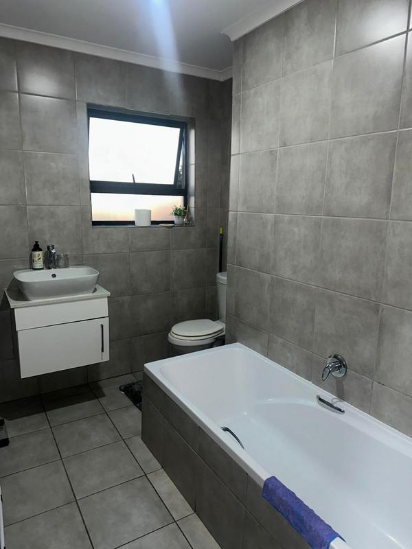 3 Bedroom Property for Sale in Witpoortjie Gauteng