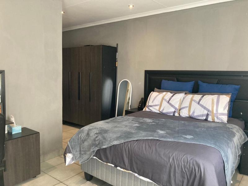 3 Bedroom Property for Sale in Liefde en Vrede Gauteng