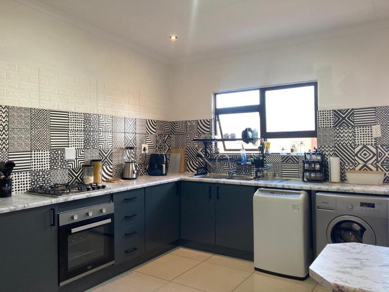 3 Bedroom Property for Sale in Liefde en Vrede Gauteng