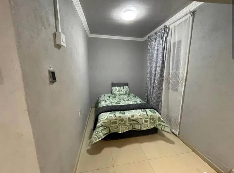 2 Bedroom Property for Sale in Winterveldt Gauteng