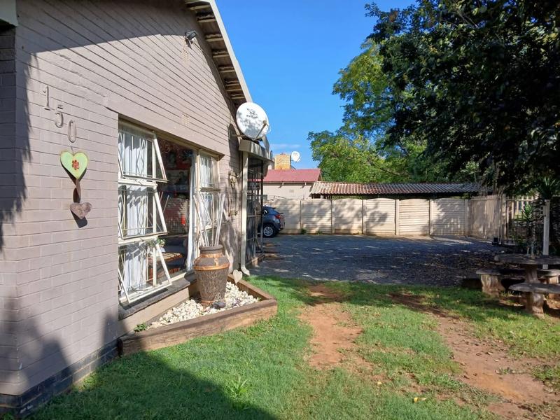 4 Bedroom Property for Sale in Three Rivers Gauteng