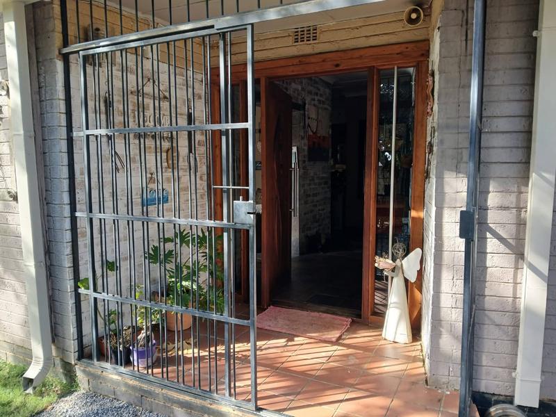 4 Bedroom Property for Sale in Three Rivers Gauteng