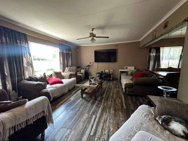 4 Bedroom Property for Sale in Three Rivers Gauteng