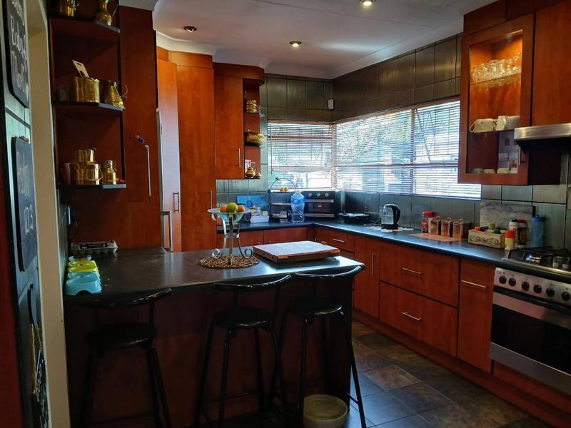 4 Bedroom Property for Sale in Three Rivers Gauteng