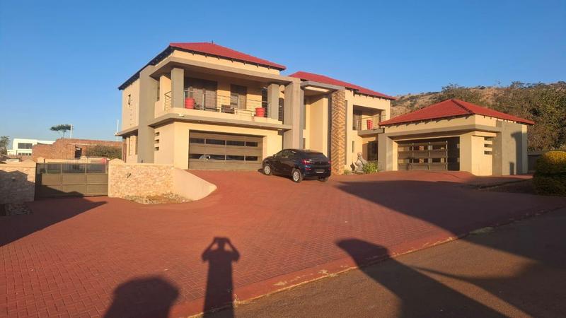 5 Bedroom Property for Sale in Amandasig Gauteng