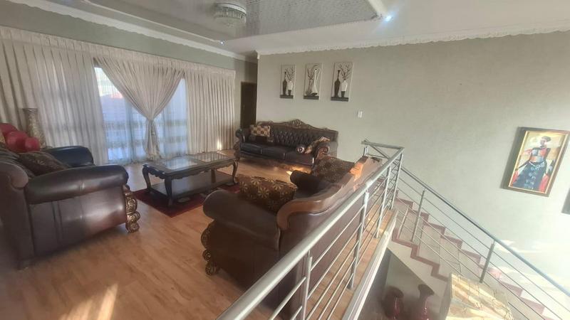 5 Bedroom Property for Sale in Amandasig Gauteng