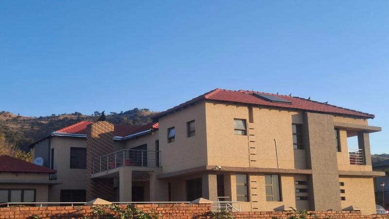 5 Bedroom Property for Sale in Amandasig Gauteng